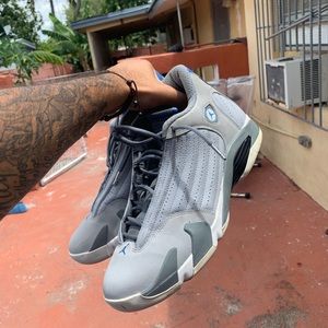 Retro 14 Wolf Grey